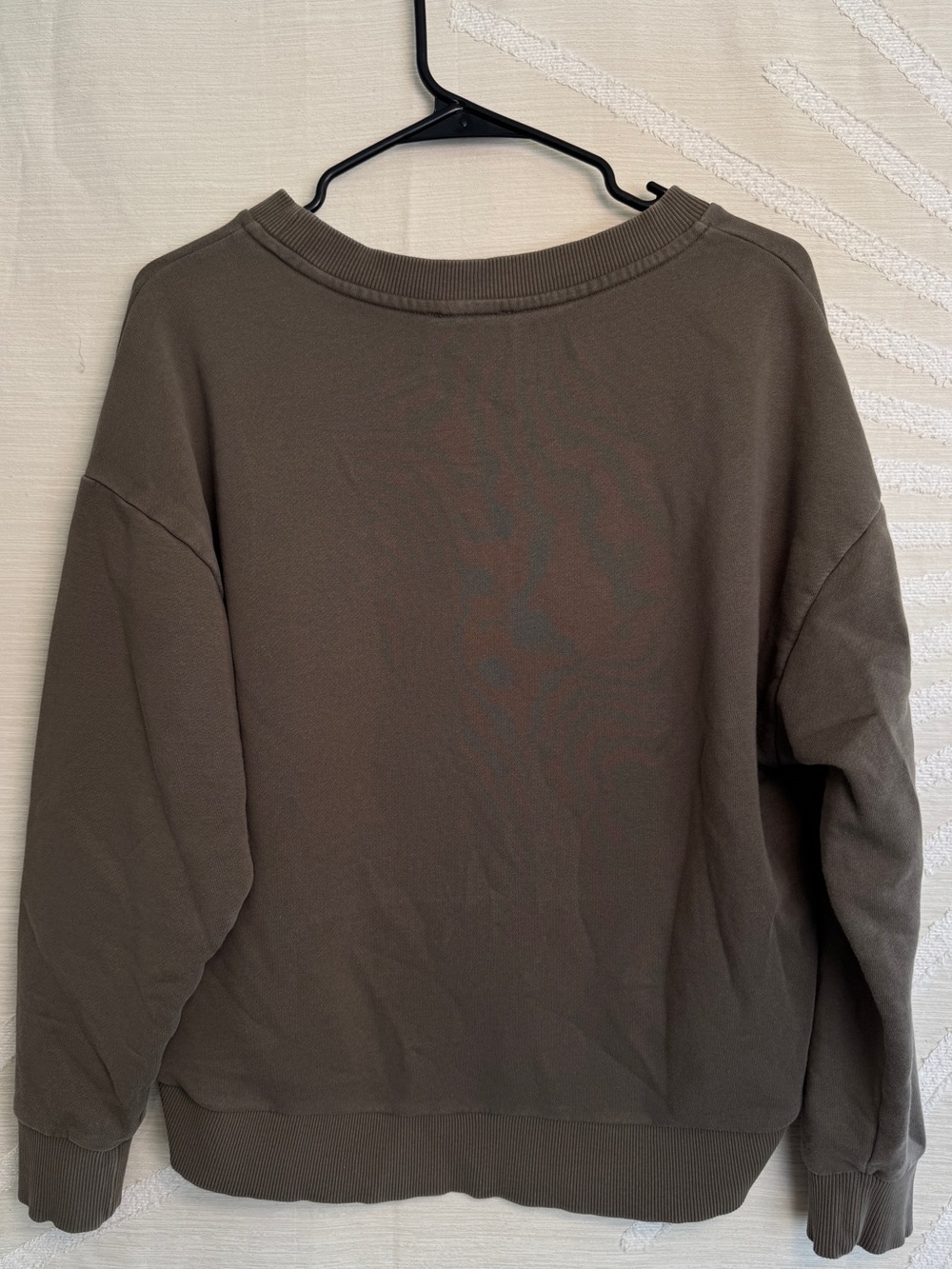 Varley Women’s Small Holborn Olive Embroidered Cropped Sweatshirt - Picture 3 of 8